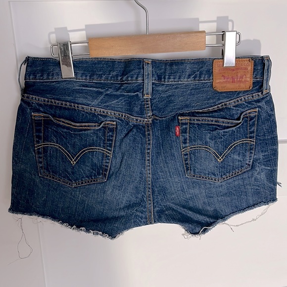 Levi’s 501 short - Picture 2 of 3